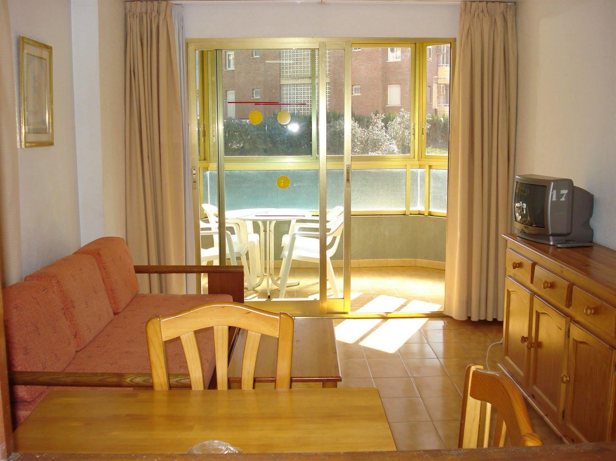Apartamentos Torre Gerona Benidorm Exterior foto
